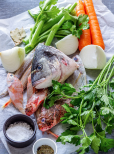 Aprenda a fazer caldo caseiro de peixe