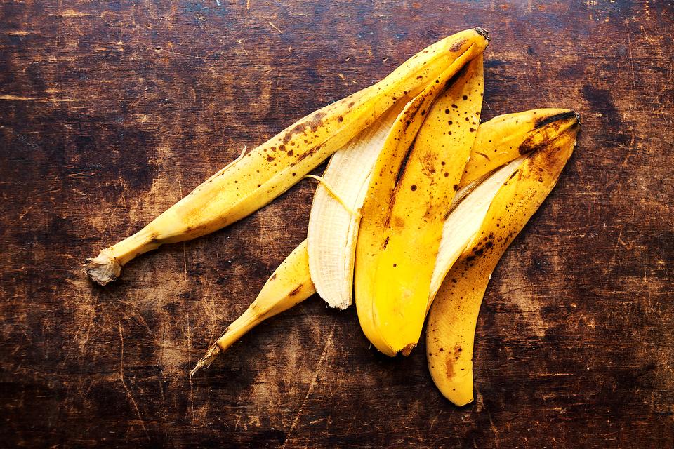 Adubo orgânico feito a partir de cascas de banana