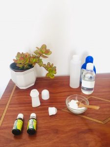 E que tal um desodorizante Roll-On caseiro e totalmente natural?