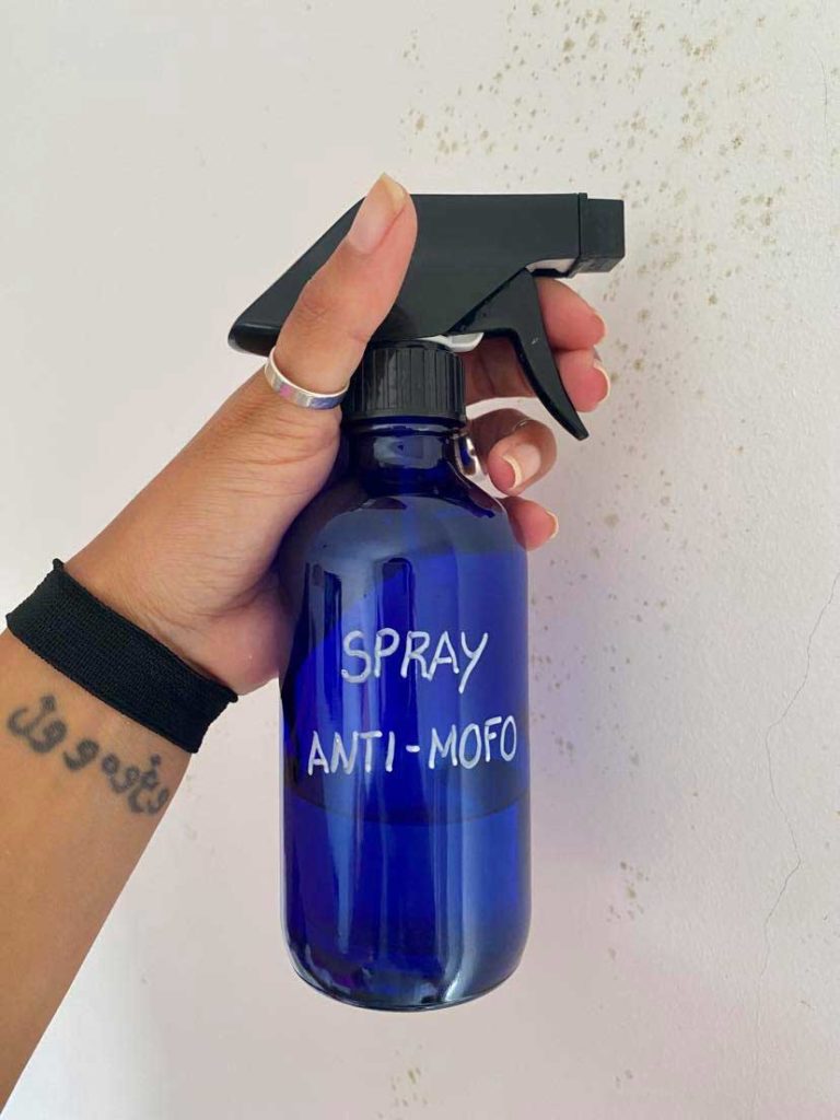 Spray anti-mofo e dicas para combater a humidade