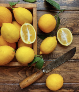 Propriedades e indicações terapêuticas do limão